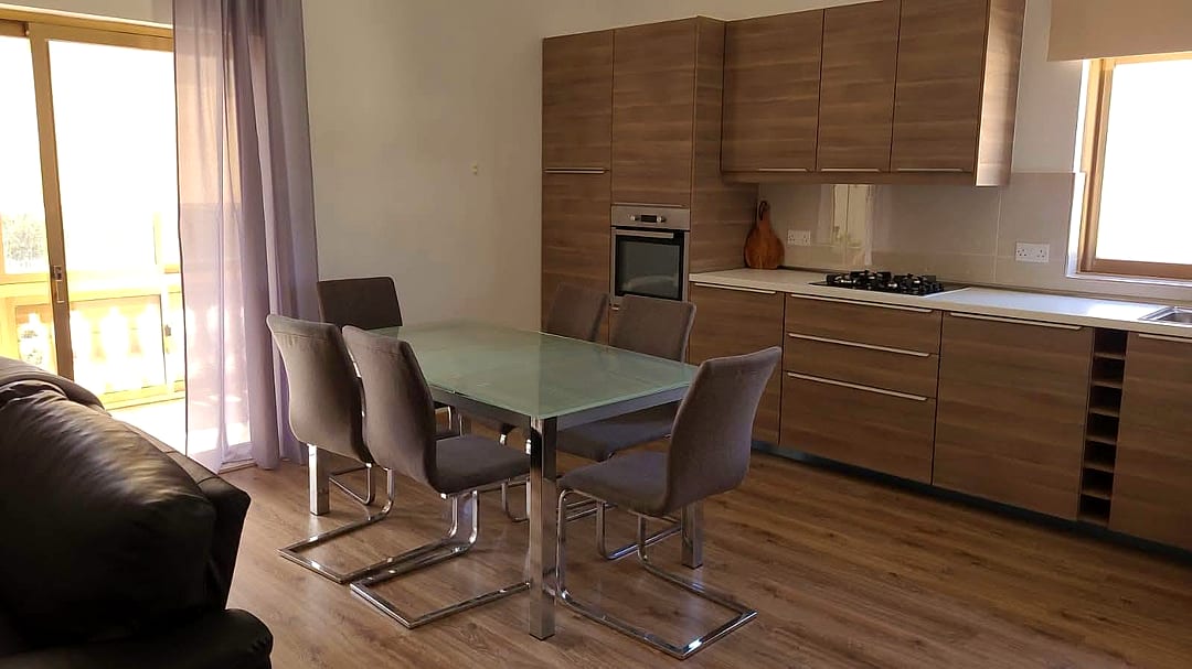 Apartment in Birkirkara - 3 beds, 2 baths — 2