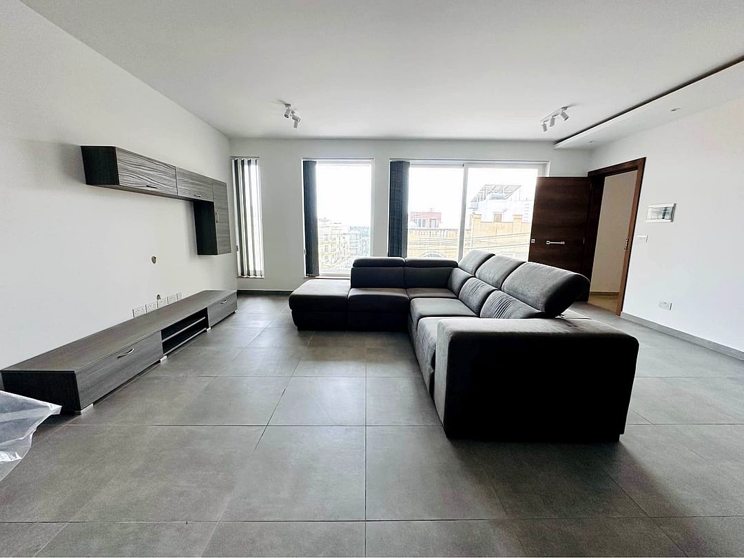 Apartment in Marsaskala - 2 beds, 2 baths — 1