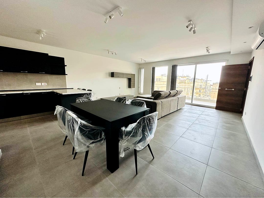 Apartment in Marsaskala - 2 beds, 2 baths — 4