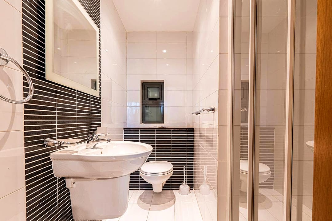 Apartment in Swieqi - 3 beds, 2 baths — 5