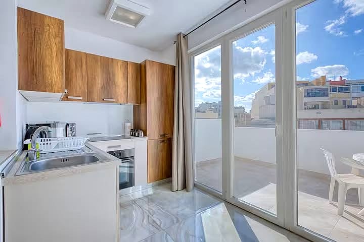 Apartment in Sliema - 1 bed, 1 bath — 1