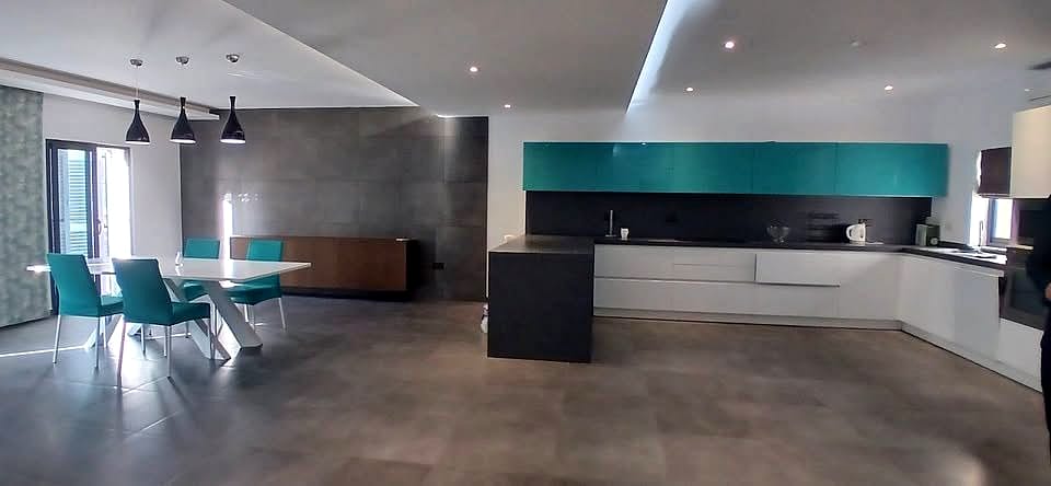 Apartment in Sliema - 3 beds, 2 baths — 5
