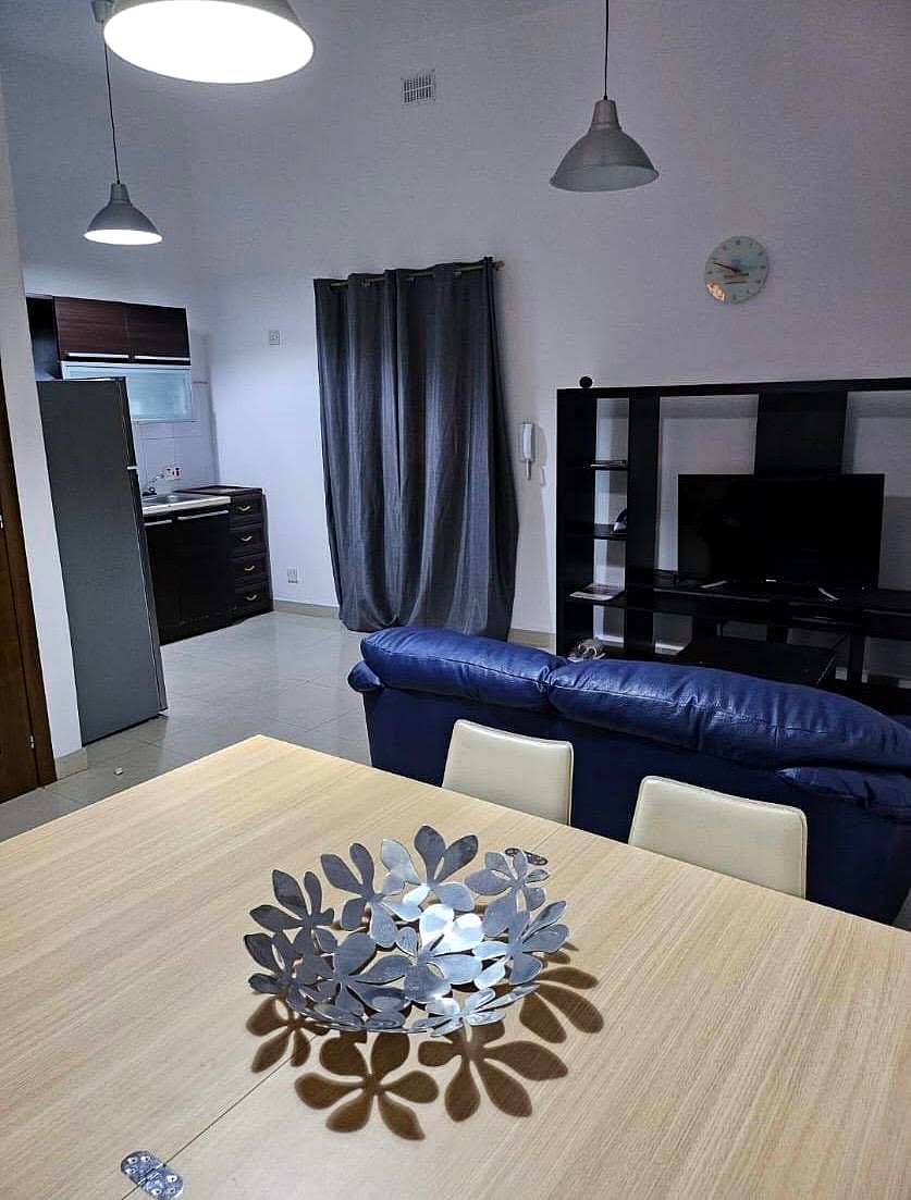 Apartment in Sliema - 2 beds, 1 bath — 1