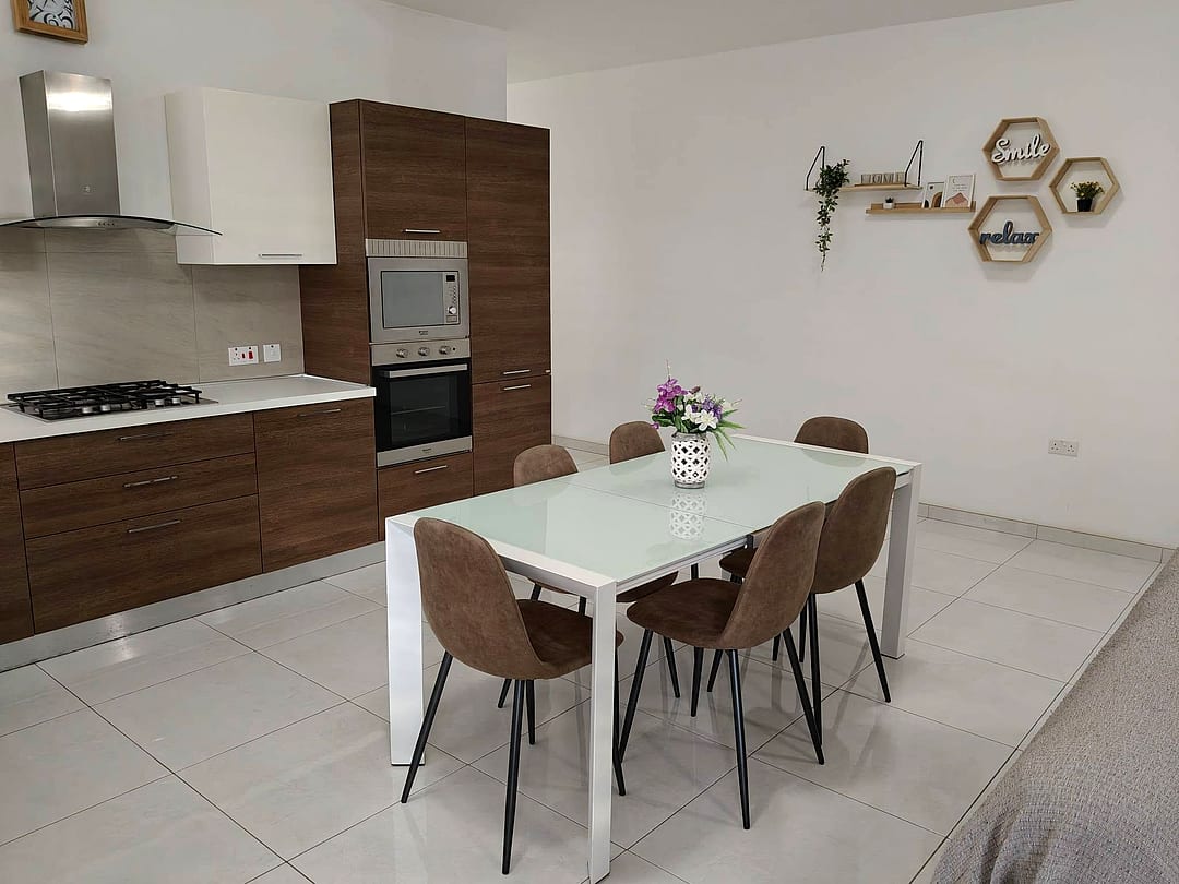 Apartment in Marsaxlokk - 3 beds, 2 baths — 1