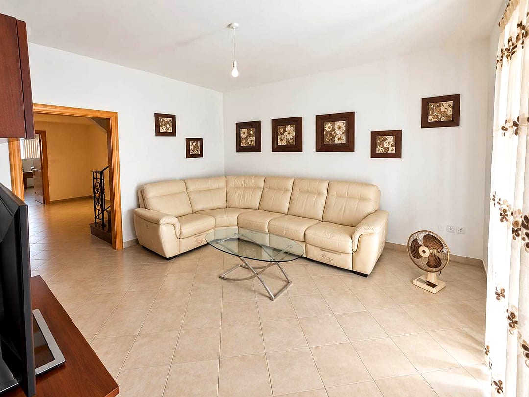 Maisonette in Birkirkara - 3 beds, 2 baths — 2