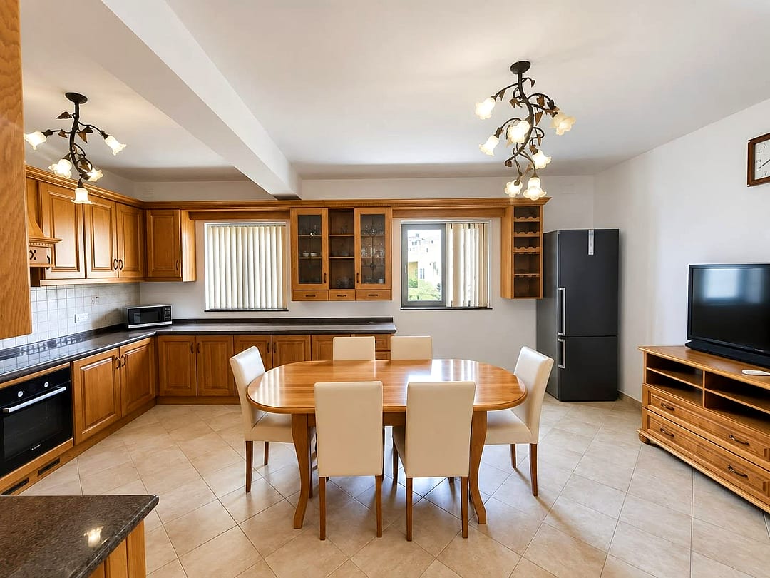 Apartment in Birkirkara - 2 beds, 2 baths — 2