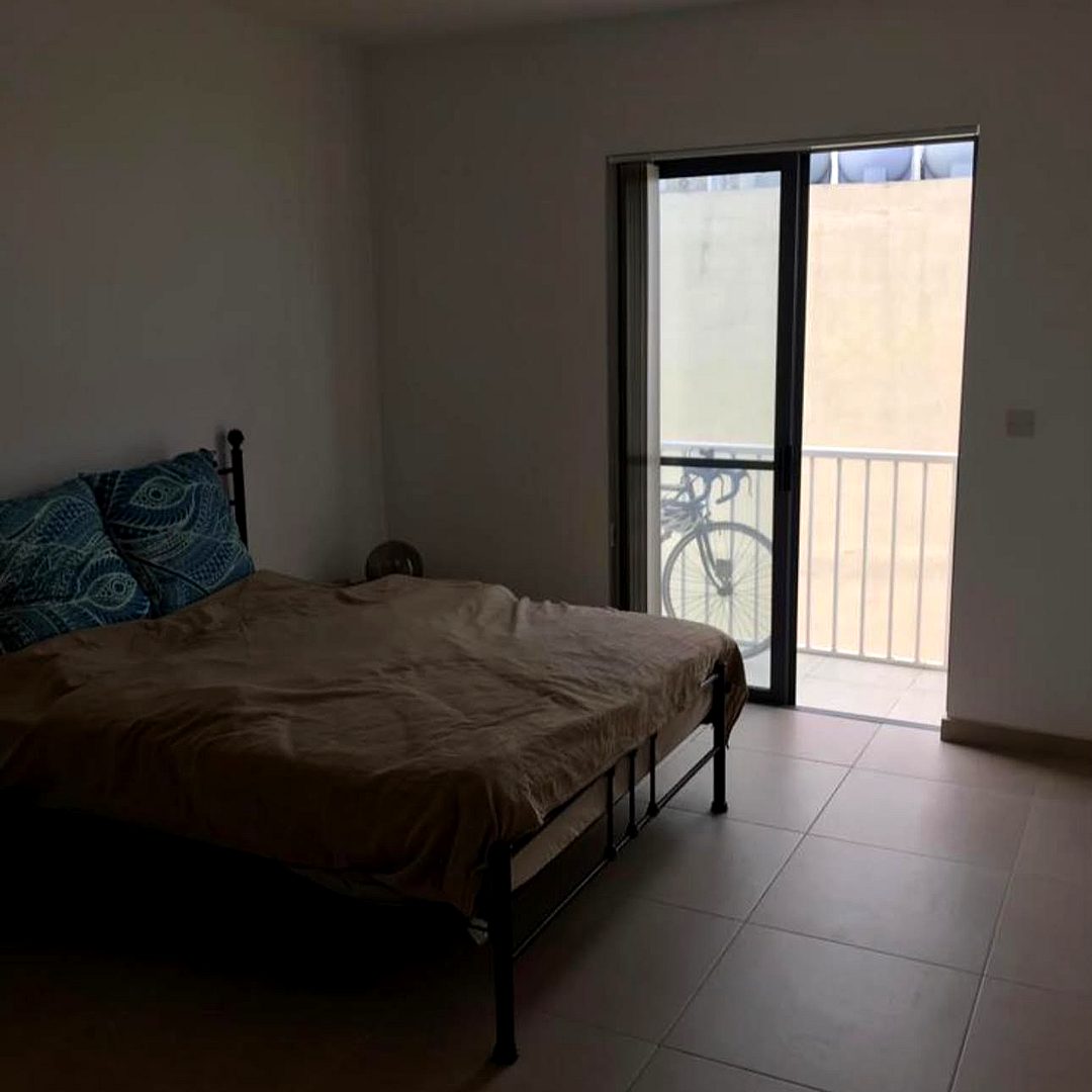 Studio in Msida — 1