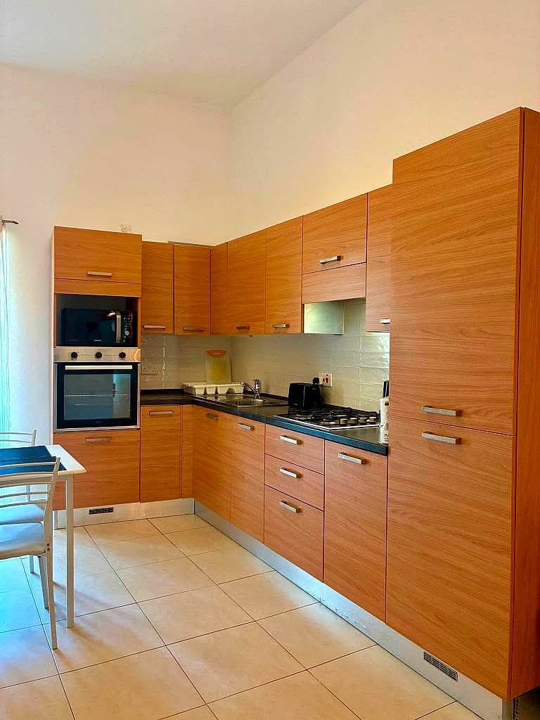 Apartment in Sliema - 2 beds — 1