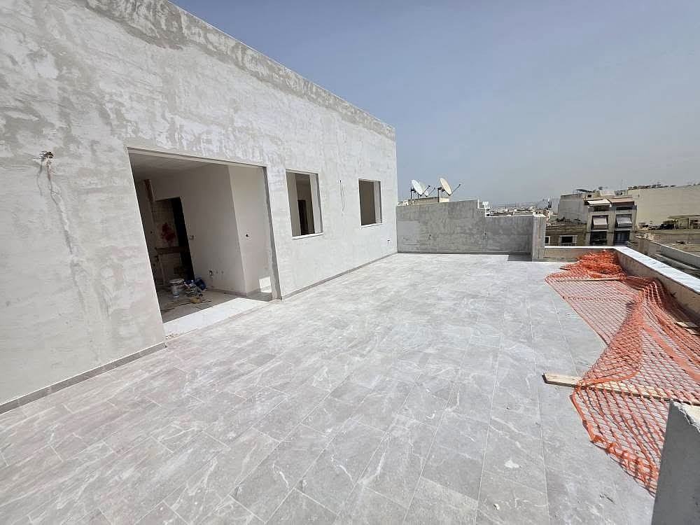 Penthouse in Zebbug - 3 beds, 2 baths — 1