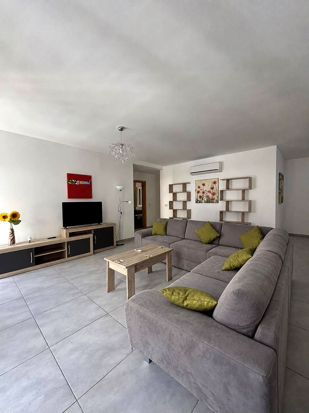 Apartment in Sliema - 3 beds, 2 baths — 3