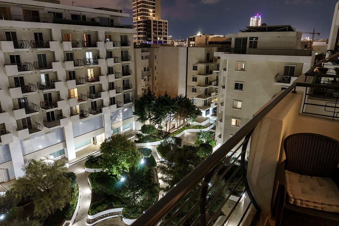 Apartment in Gzira - 2 baths — 1