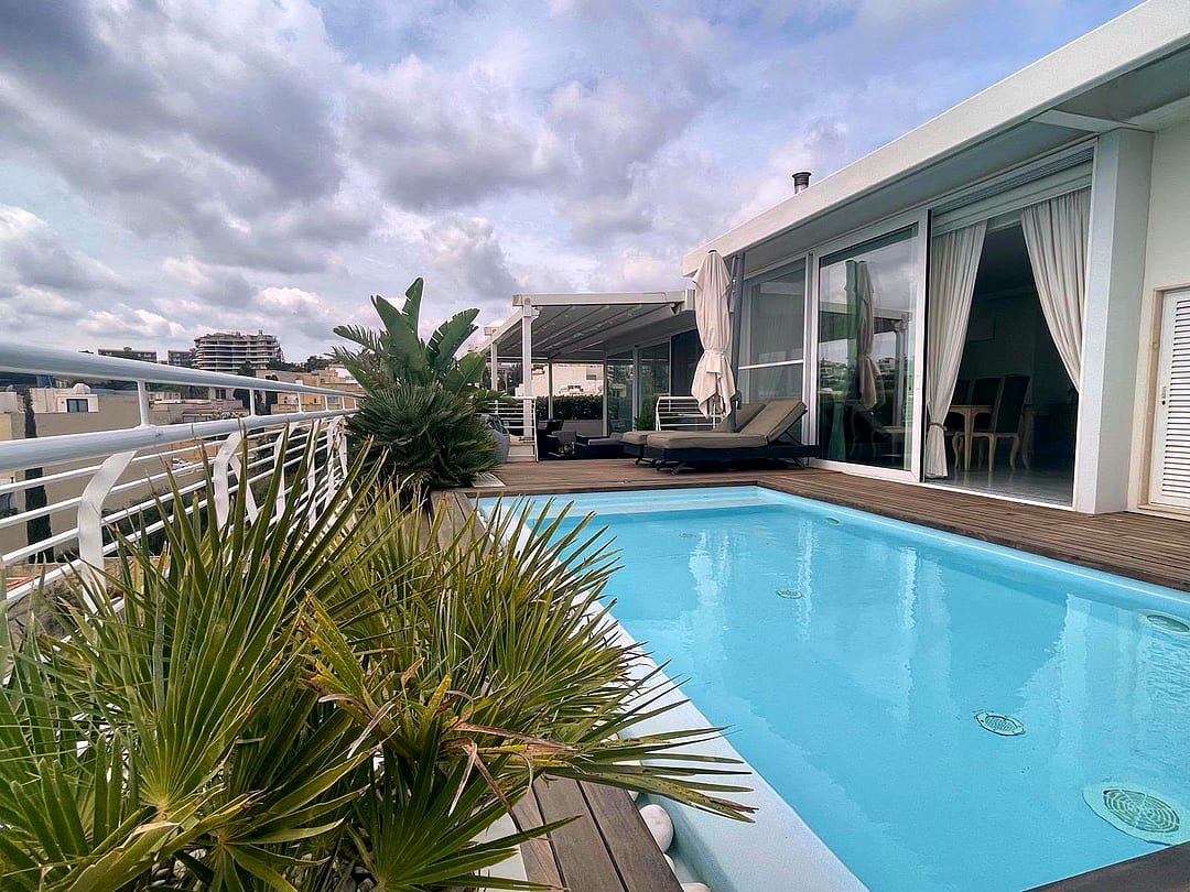 Penthouse in Swieqi - 3 beds, 2 baths — 2
