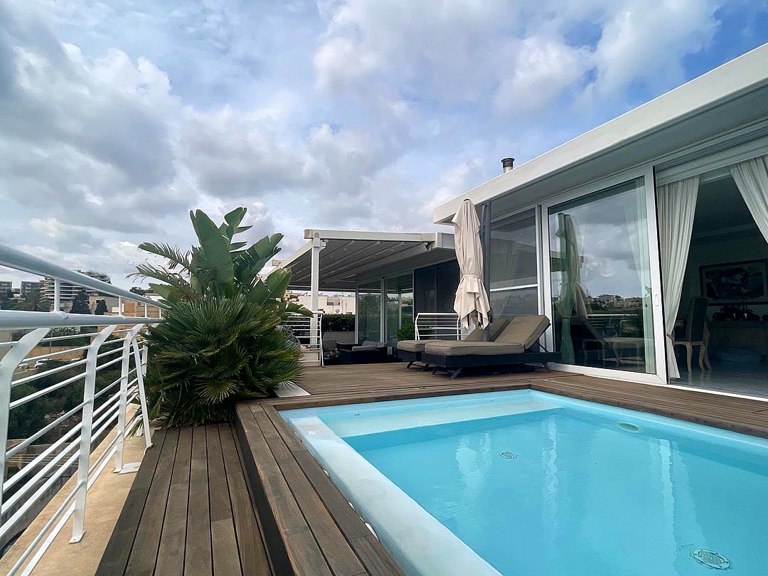 Penthouse in Swieqi - 3 beds, 2 baths — 4