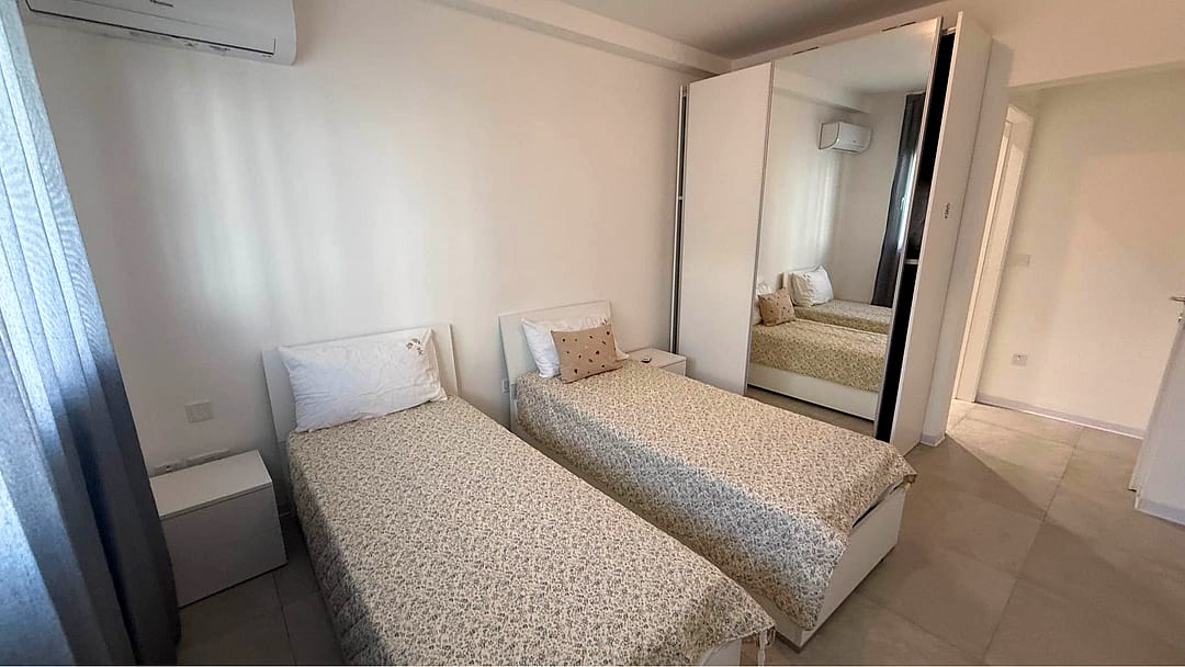 Apartment in Pembroke - 3 beds — 4
