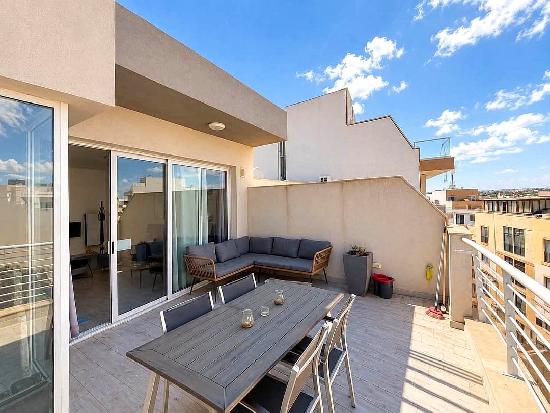 Penthouse in Marsaskala - 2 beds — 1