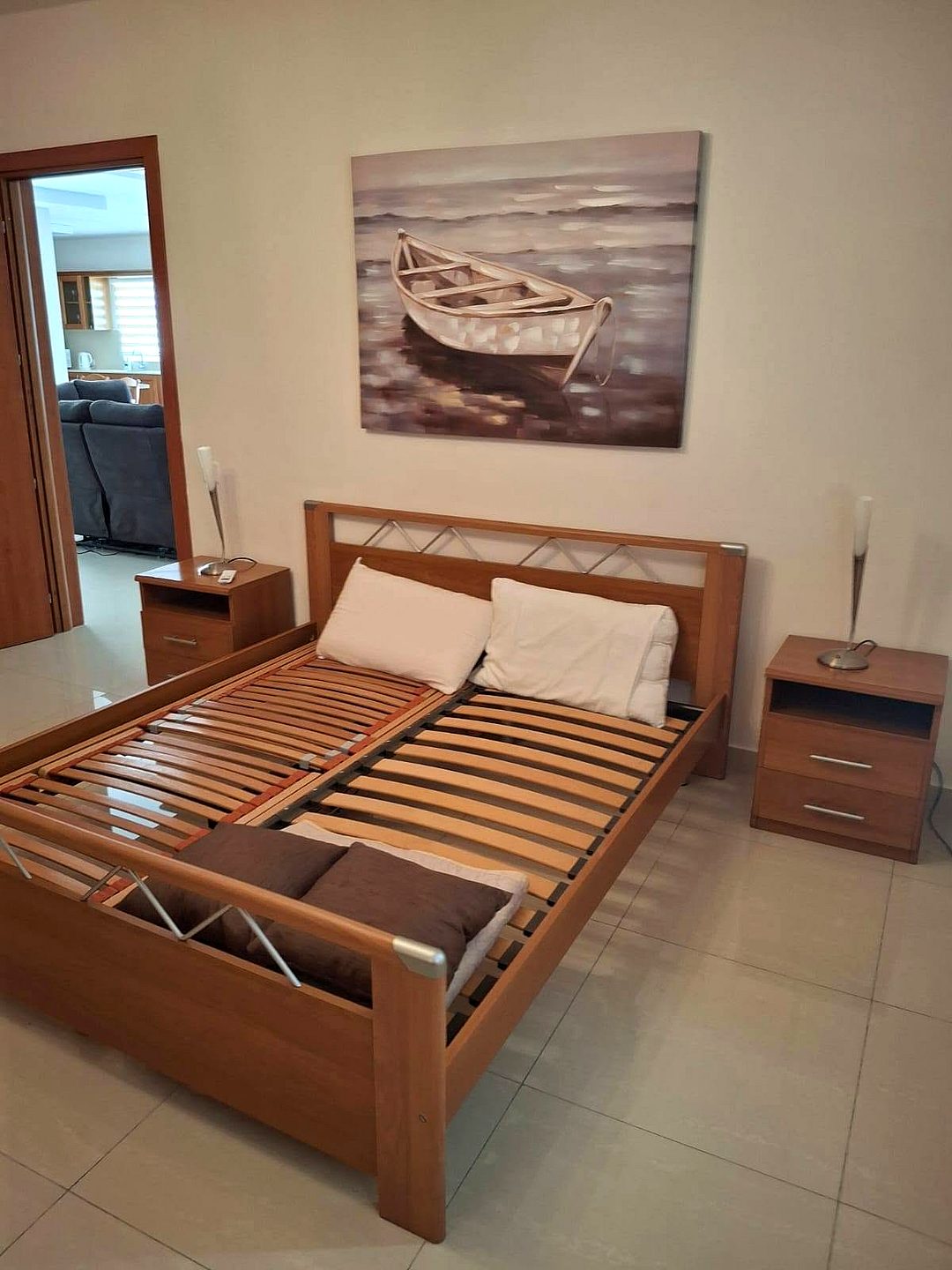 Penthouse in Iklin - 2 beds, 2 baths — 4