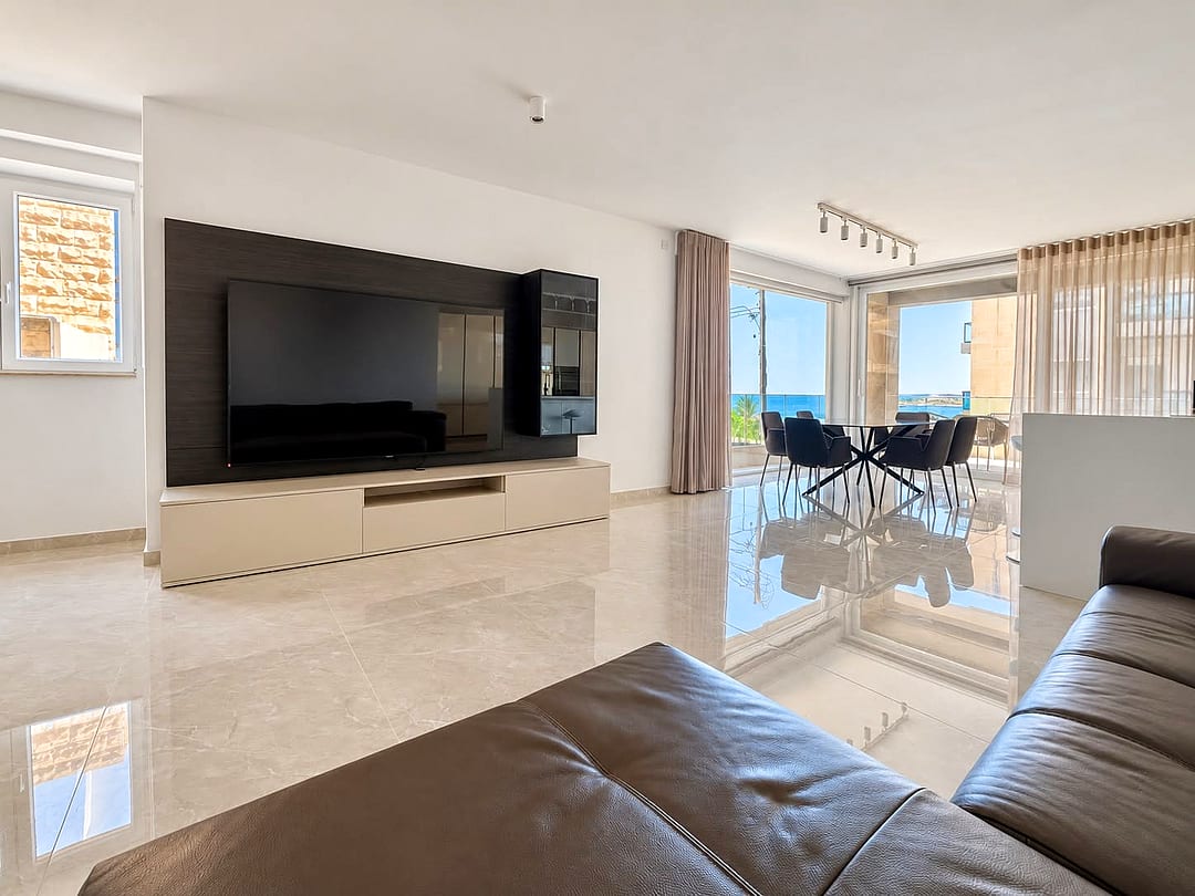 Apartment in Qawra - 3 beds — 5