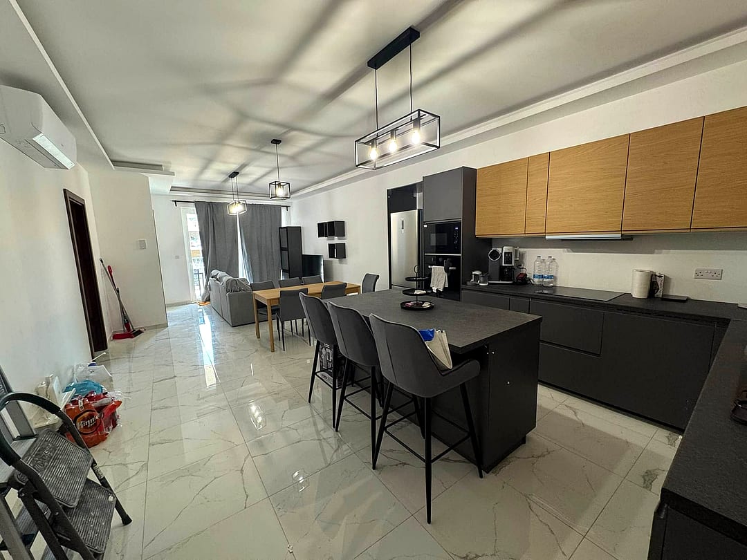 Apartment in Naxxar - 2 beds, 2 baths — 1