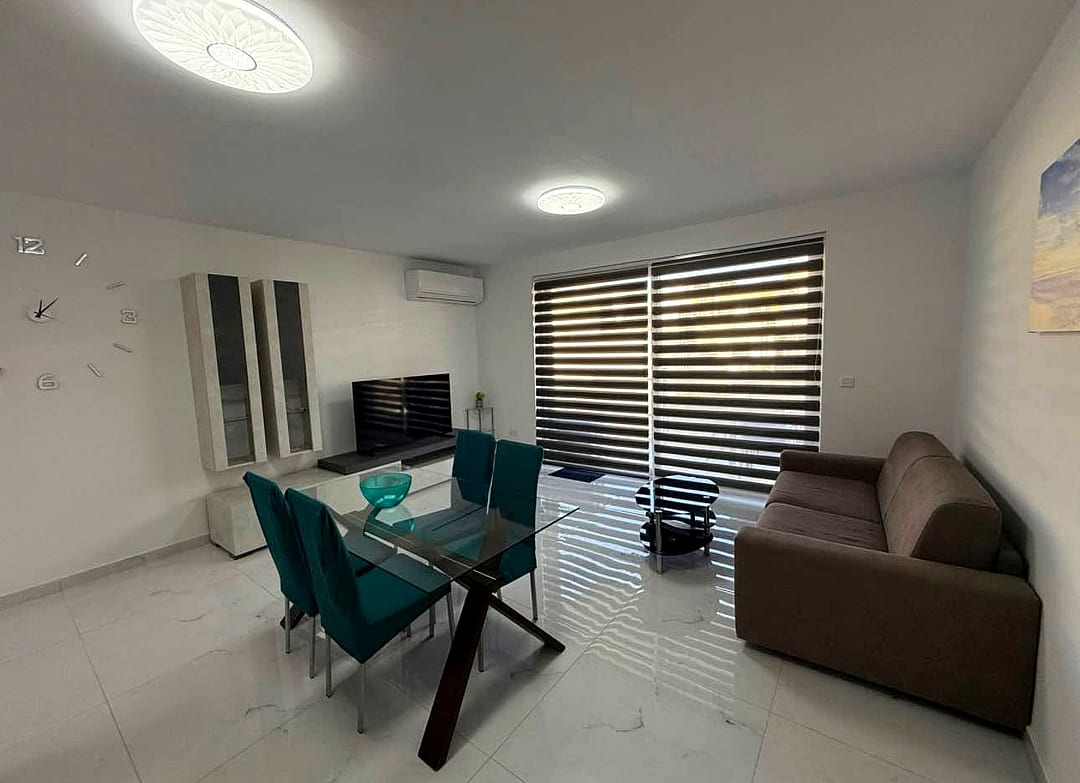 Apartment in Gzira - 2 beds, 2 baths — 3
