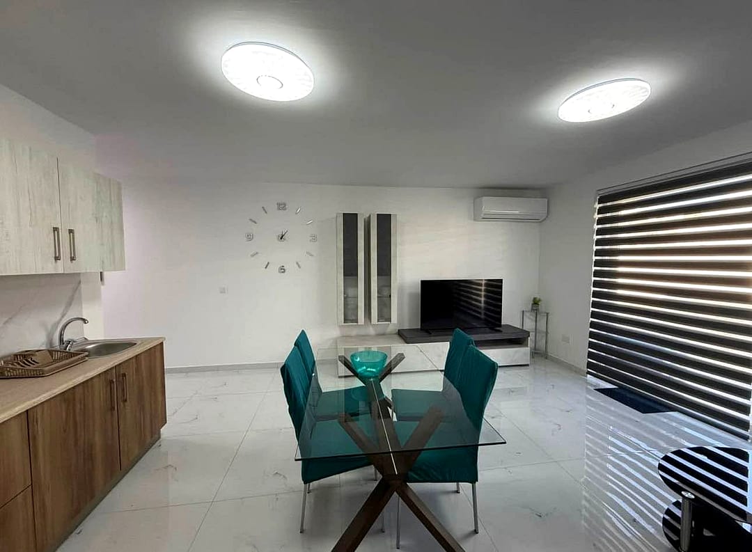 Apartment in Gzira - 2 beds, 2 baths — 2