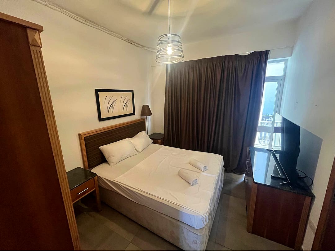 Apartment in Qawra - 3 beds, 1 bath — 5