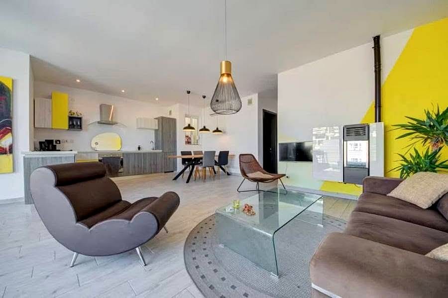 Penthouse in Marsaskala - 2 beds, 2 baths — 2