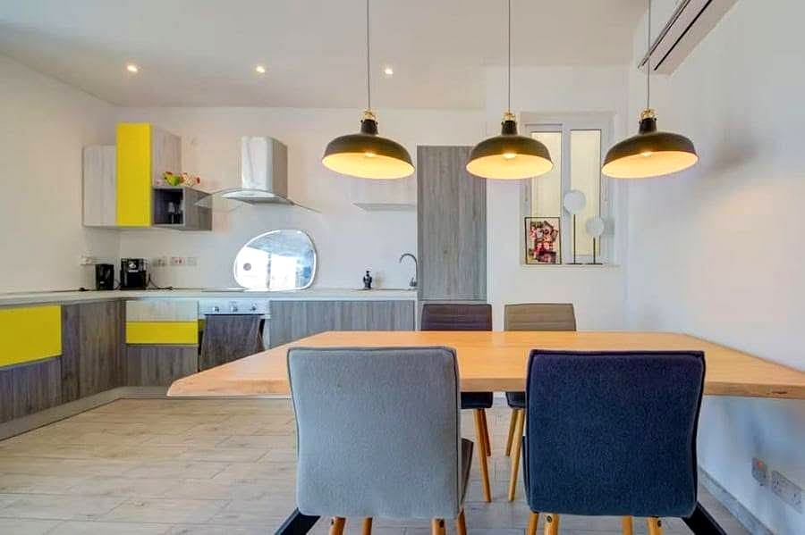 Penthouse in Marsaskala - 2 beds, 2 baths — 3