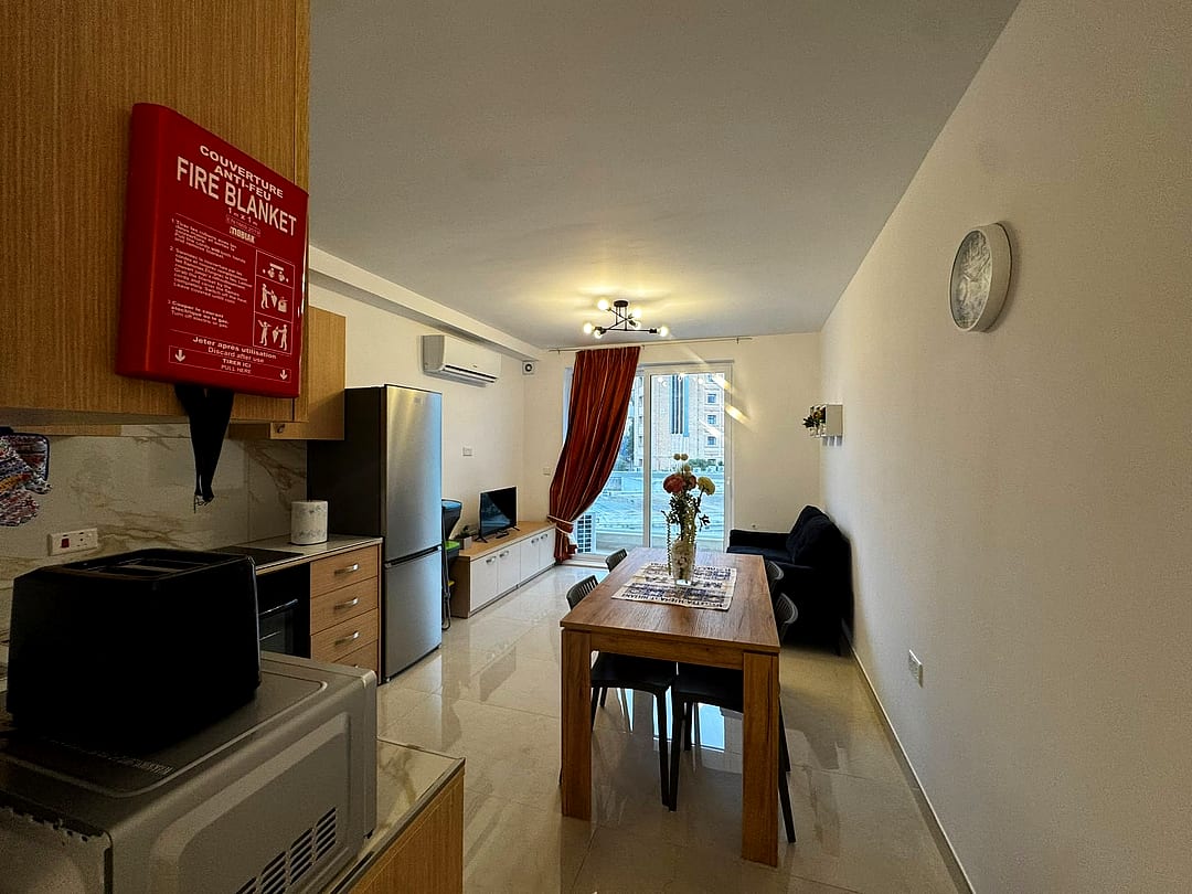 Apartment in Msida - 2 beds — 1