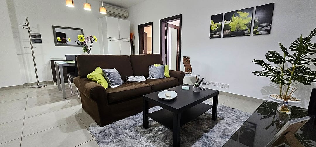Apartment in San Giljan — 2