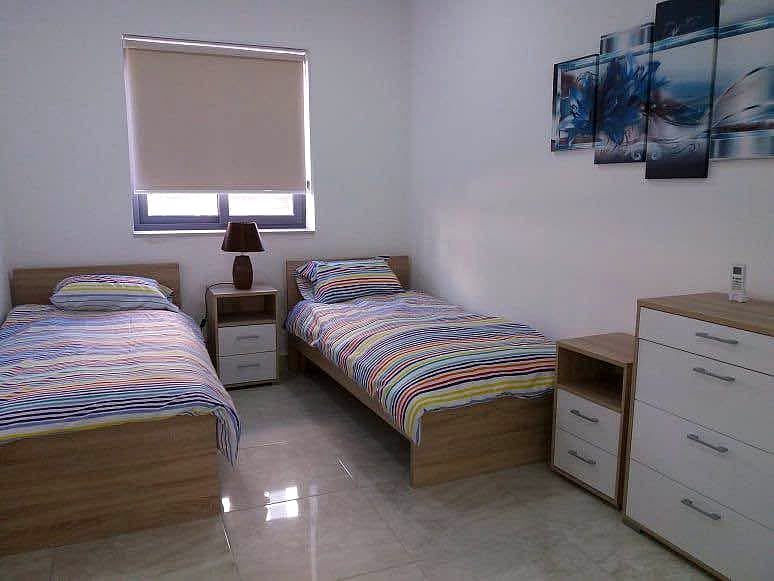 Apartment in Msida - 2 beds, 1 bath — 2