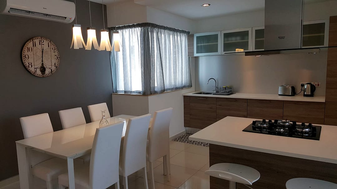 Apartment in Swieqi - 3 beds, 2 baths — 4