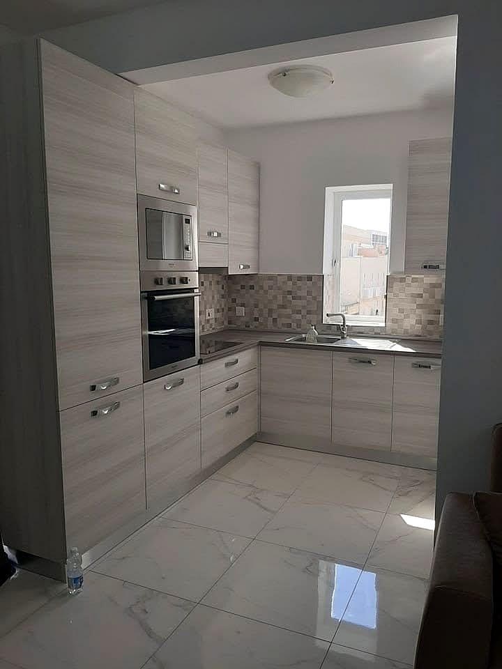 Apartment in Gzira - 2 beds, 1 bath — 1