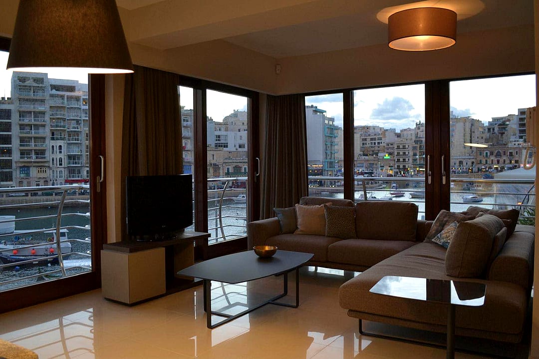 House in St Julian's - 2 beds, 3 baths — 5