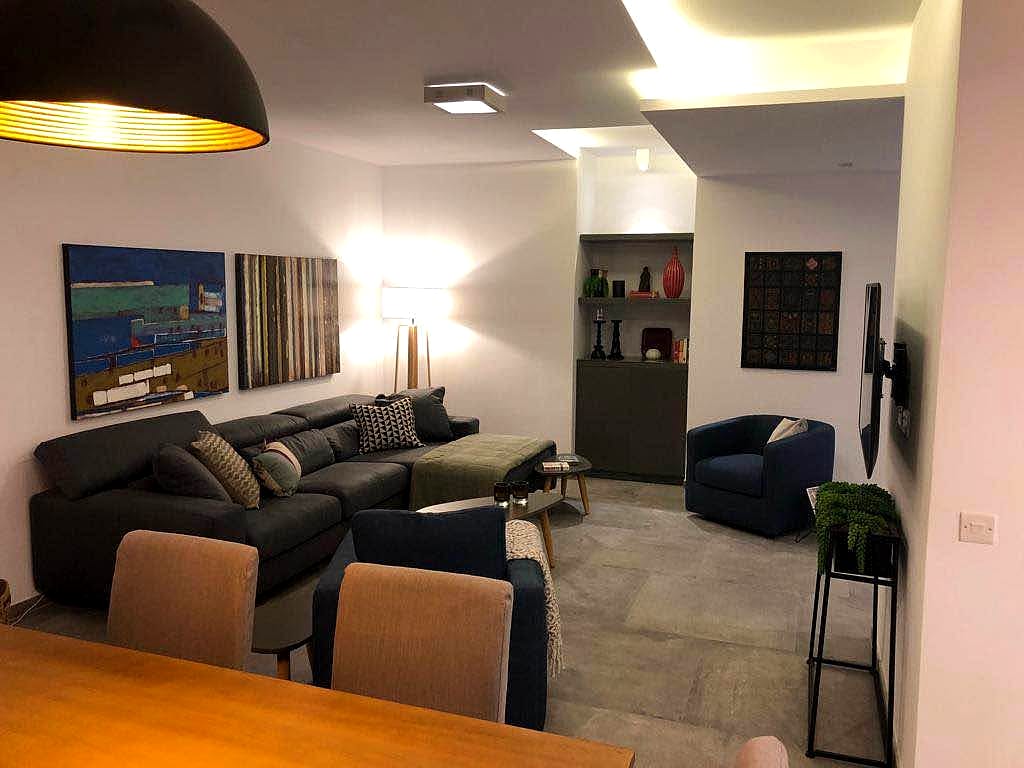 Apartment in St Julian's - 3 beds, 2 baths — 1