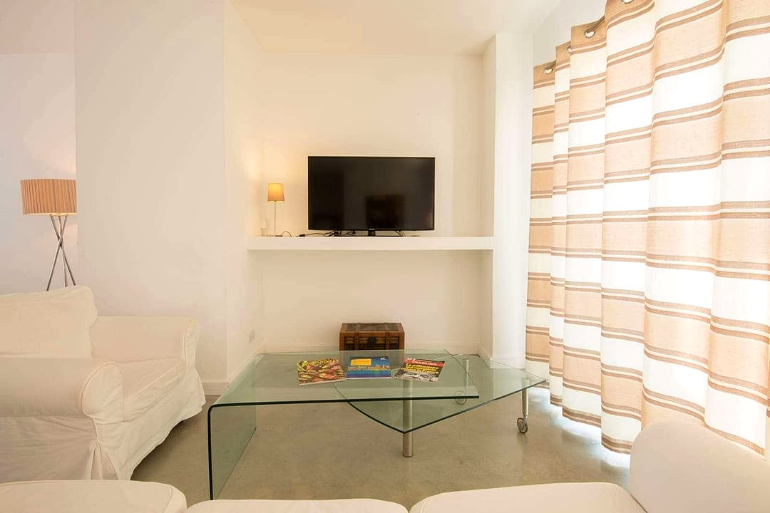 Apartment in San Giljan - 3 beds, 2 baths — 2