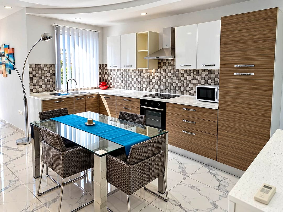 Apartment in St Julian's - 1 bed, 1 bath — 2