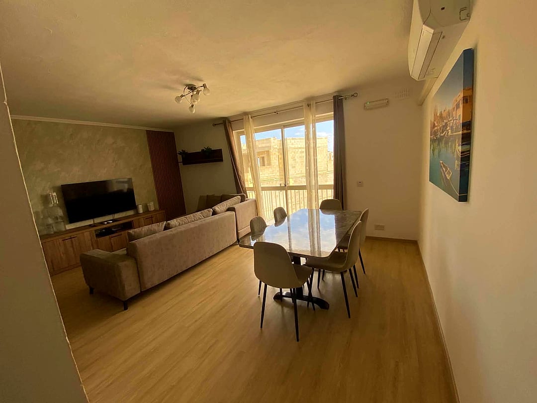 Apartment in St Julian's - 3 beds, 3 baths — 4
