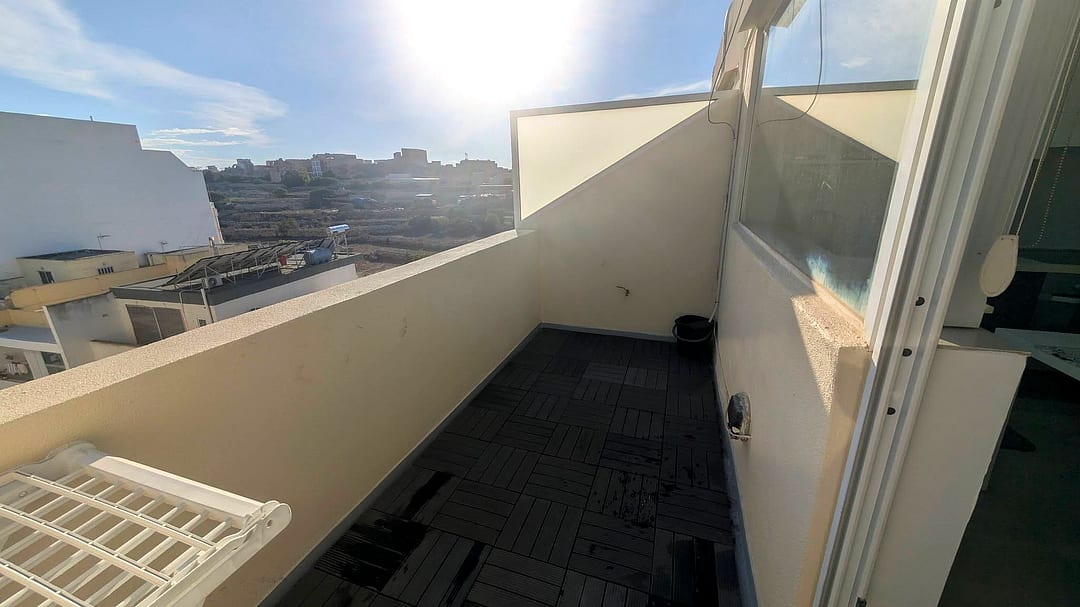 Studio in Msida — 1