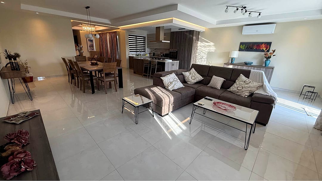 Apartment in Mosta - 3 beds, 3 baths — 3