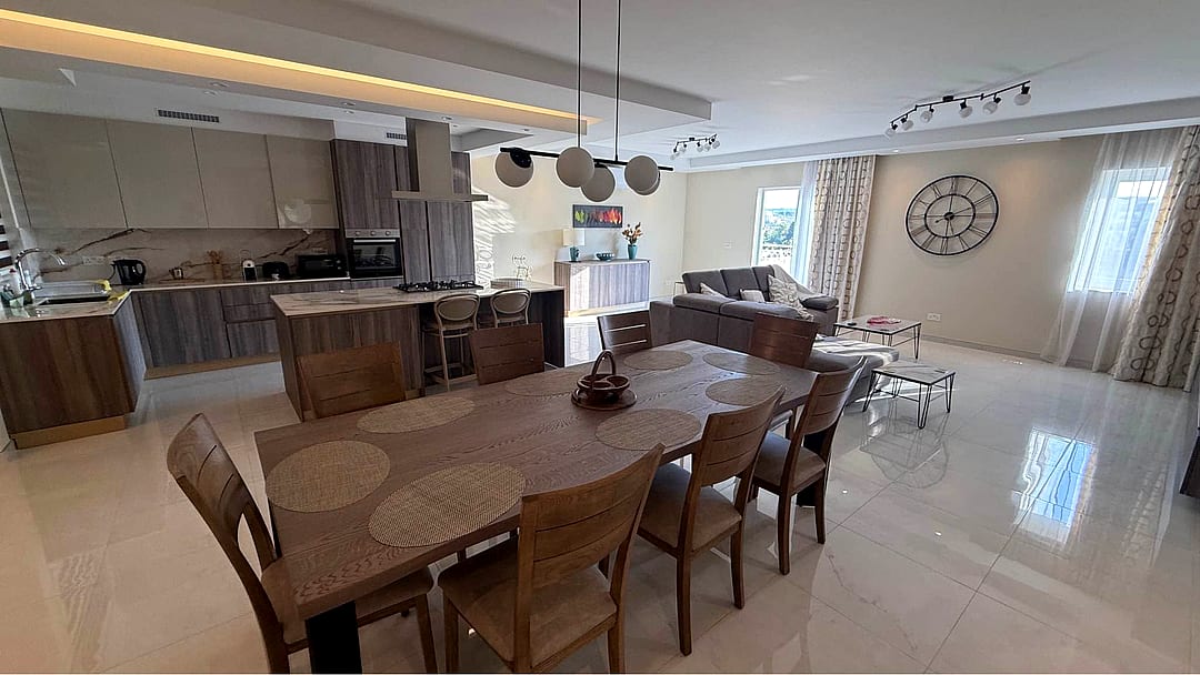 Apartment in Mosta - 3 beds, 3 baths — 1
