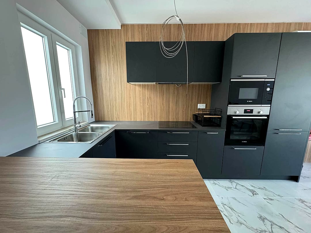 Apartment in Gzira - 3 beds, 2 baths — 5