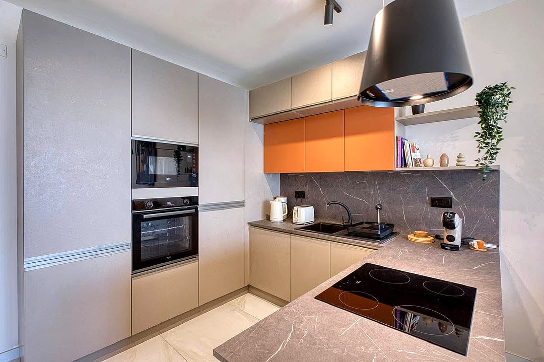 Apartment in Qawra - 2 beds, 2 baths — 5