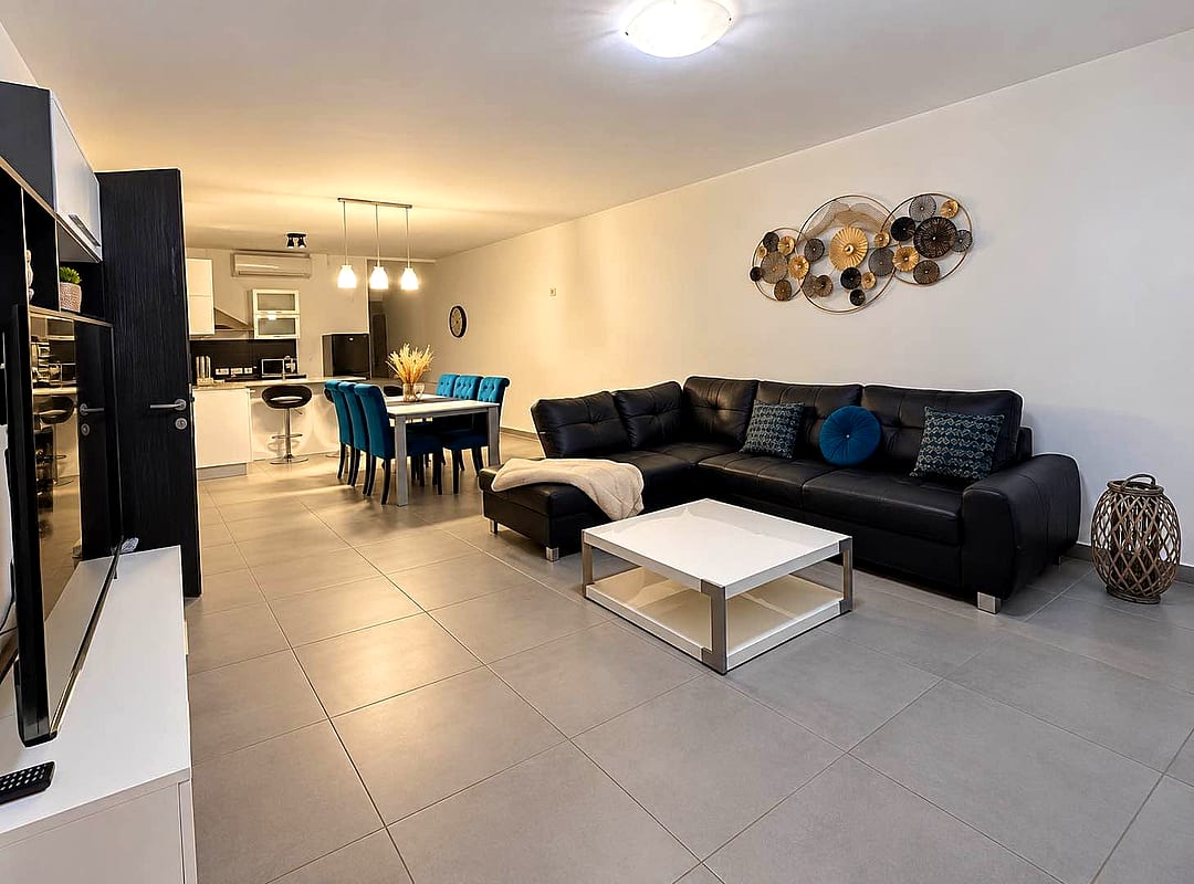 Apartment in Attard - 2 beds, 2 baths — 1