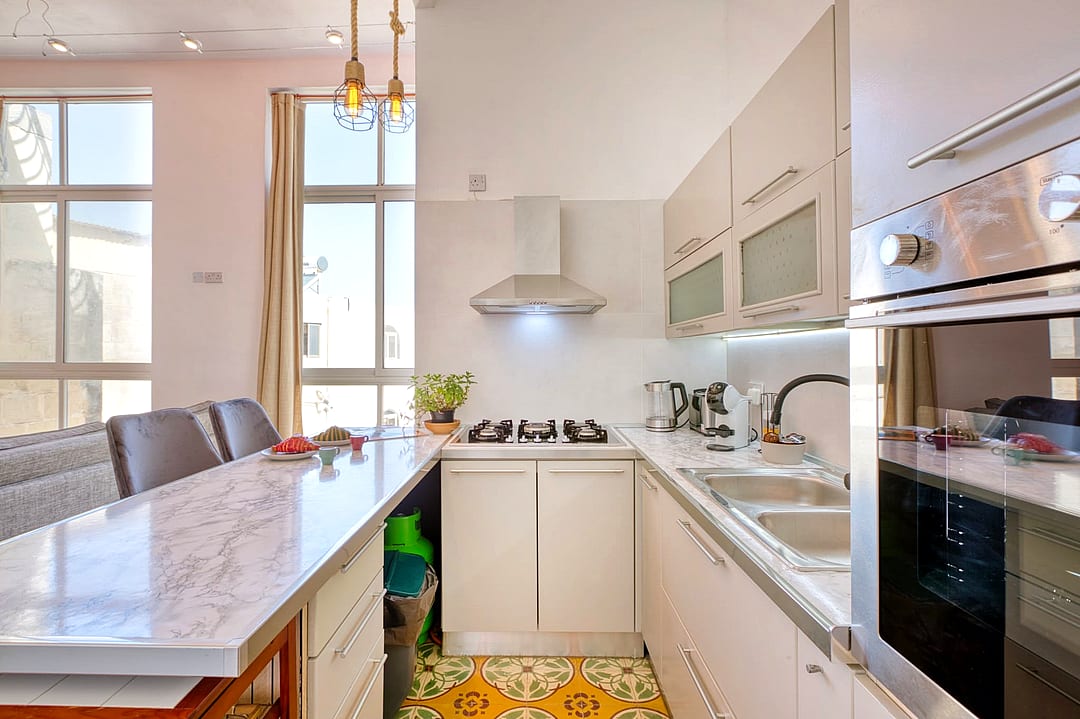 Townhouse in Sliema - 2 beds, 1 bath — 5