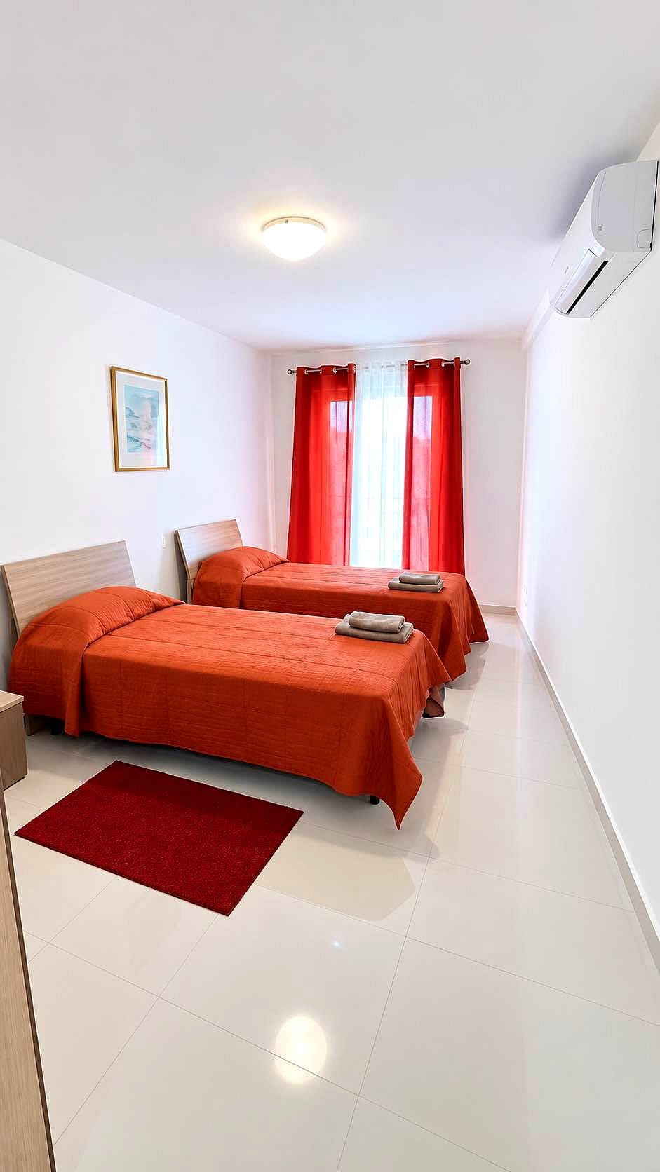 Apartment in Gzira - 2 beds, 2 baths — 2