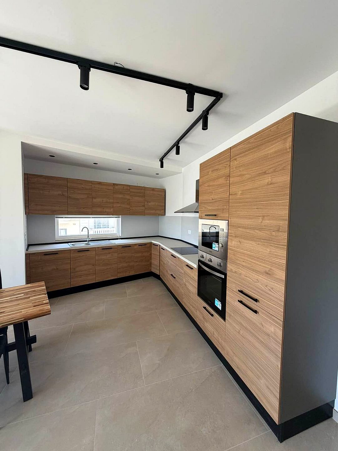 Apartment in Mosta - 3 beds, 2 baths — 4