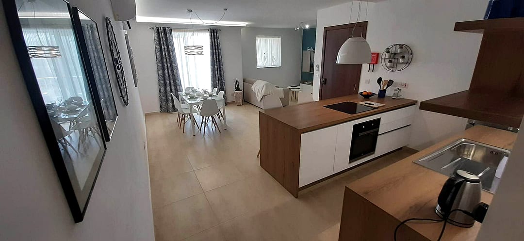 Apartment in Swieqi - 2 beds, 2 baths — 1