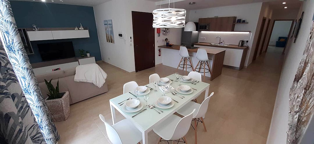 Apartment in Swieqi - 2 beds, 2 baths — 4