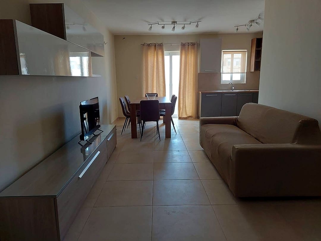 Apartment in Bugibba - 2 beds, 2 baths — 2