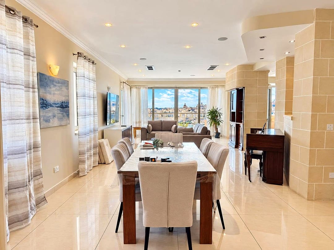 Apartment in Sliema - 4 beds, 3 baths — 5